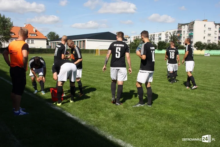 Punkt Ostrovii w starciu z Koroną Szydłowo (zdjęcia)