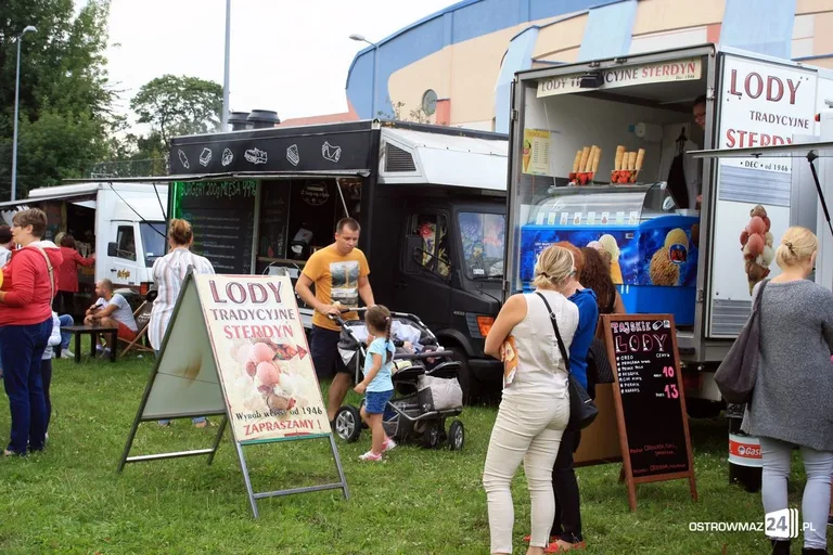Zjazd Food Trucków w Ostrowi Mazowieckiej (zdjęcia)
