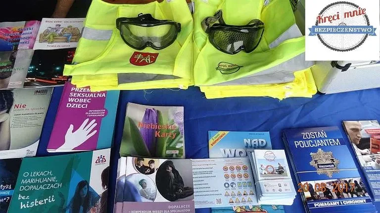 Funkcjonariusze policji na Dniach Kukurydzy (zdjęcia)