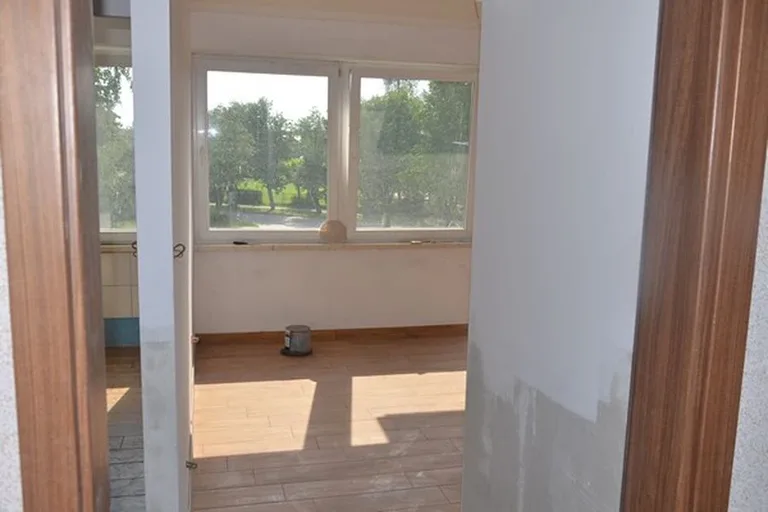 Trwa remont ostrowskiej bursy szkolnej (zdjęcia)