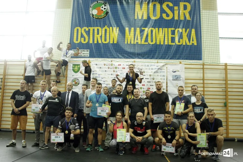 Power Challenge 2017 w hali MOSiR (zdjęcia)