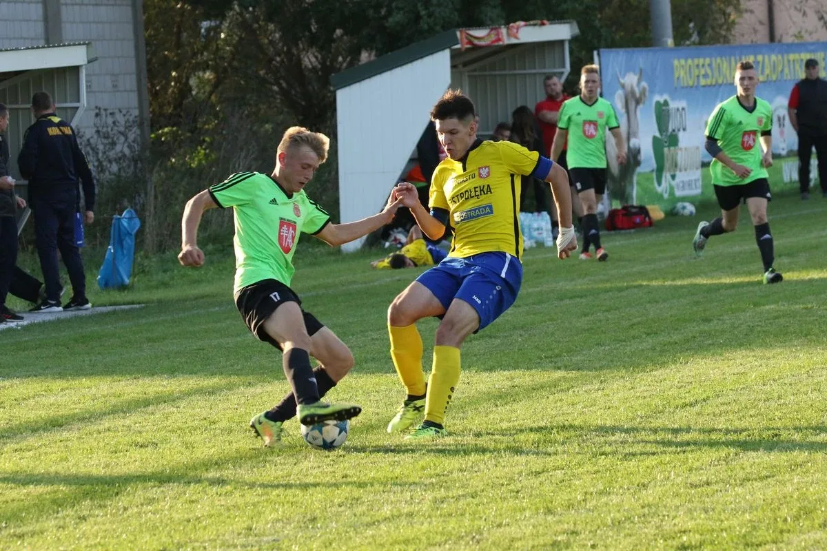Korona za silna dla GKS Andrzejewo (zdjęcia, wideo)