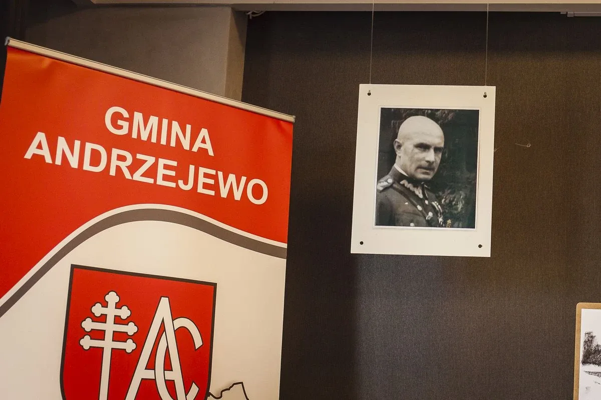 Warsztaty plastyczno-historyczne w Andrzejewie (zdjęcia)