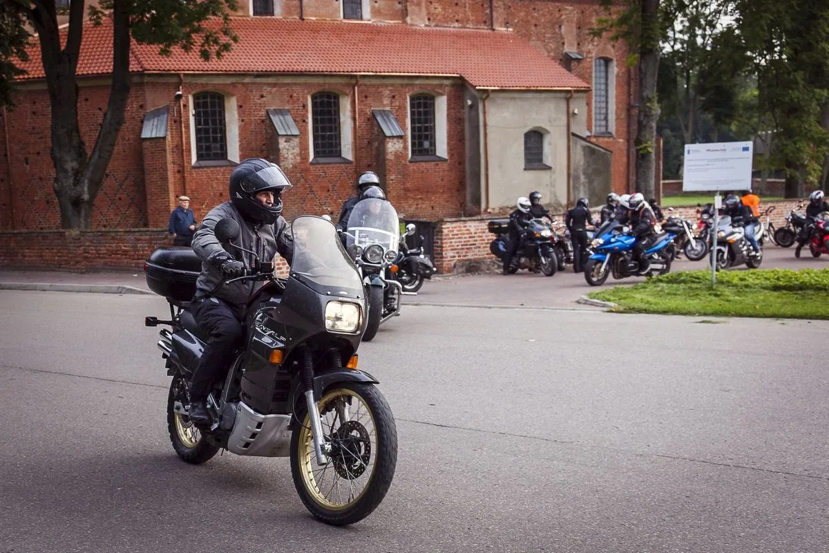 Motocyklowy rajd śladami września 1939 roku (zdjęcia)