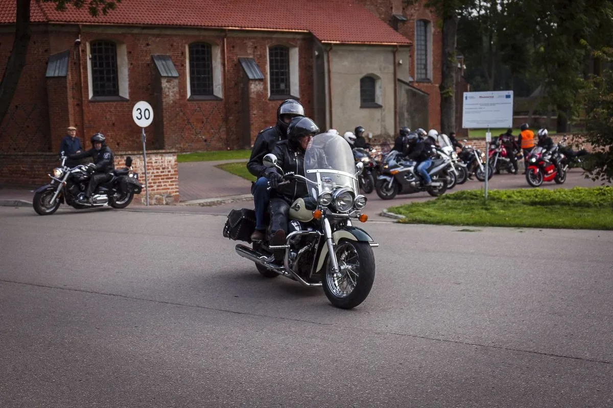 Motocyklowy rajd śladami września 1939 roku (zdjęcia)