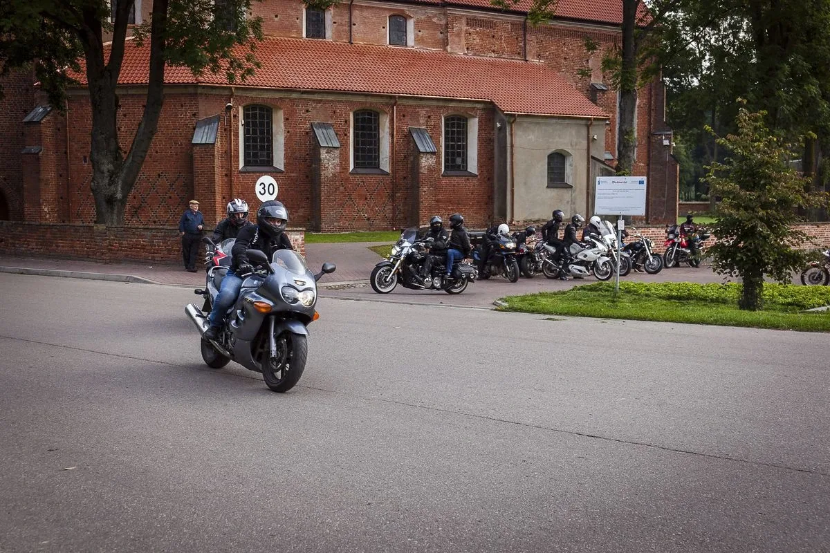Motocyklowy rajd śladami września 1939 roku (zdjęcia)