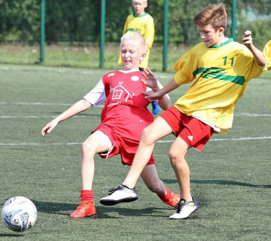 Dzień Sportu na ostrowskim orliku (zdjęcia)