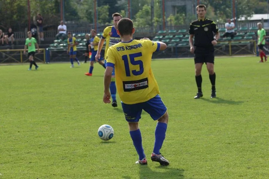 Porażka GKS Andrzejewo i komplet punktów Iskry Zaręby Kościelne na boiskach B klasy (zdjęcia, wideo)