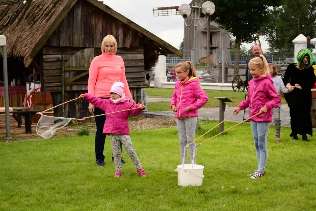 Piknik rodzinny na pożegnanie wakacji w Broku (zdjęcia)