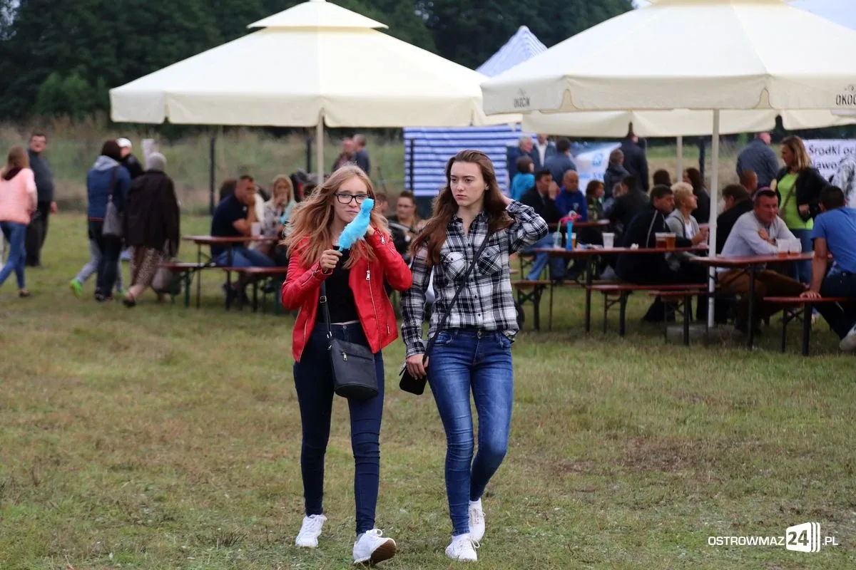 Zabawa podczas Jarmarków Czerwińskich i Dni Kukurydzy (zdjęcia, wideo)
