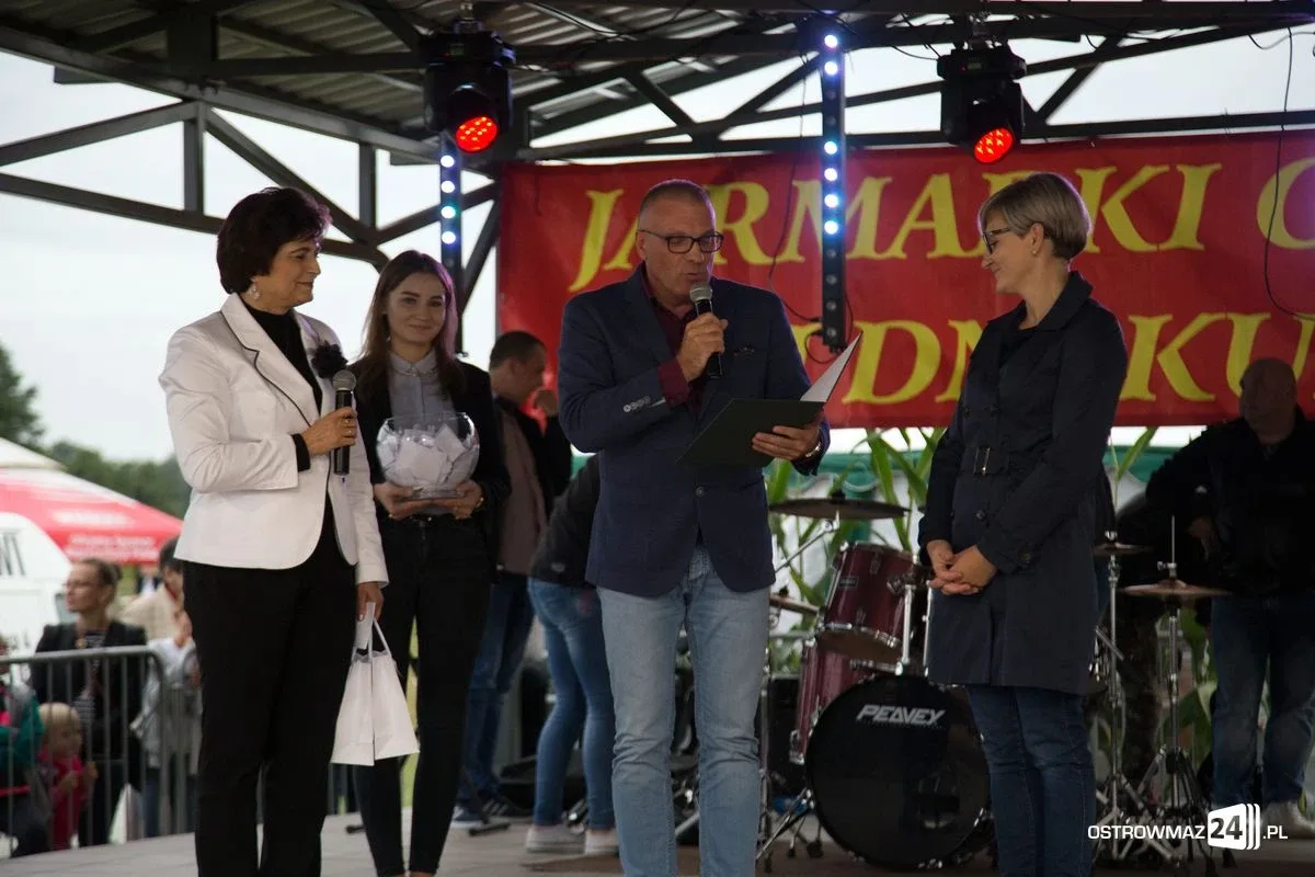 Zabawa podczas Jarmarków Czerwińskich i Dni Kukurydzy (zdjęcia, wideo)