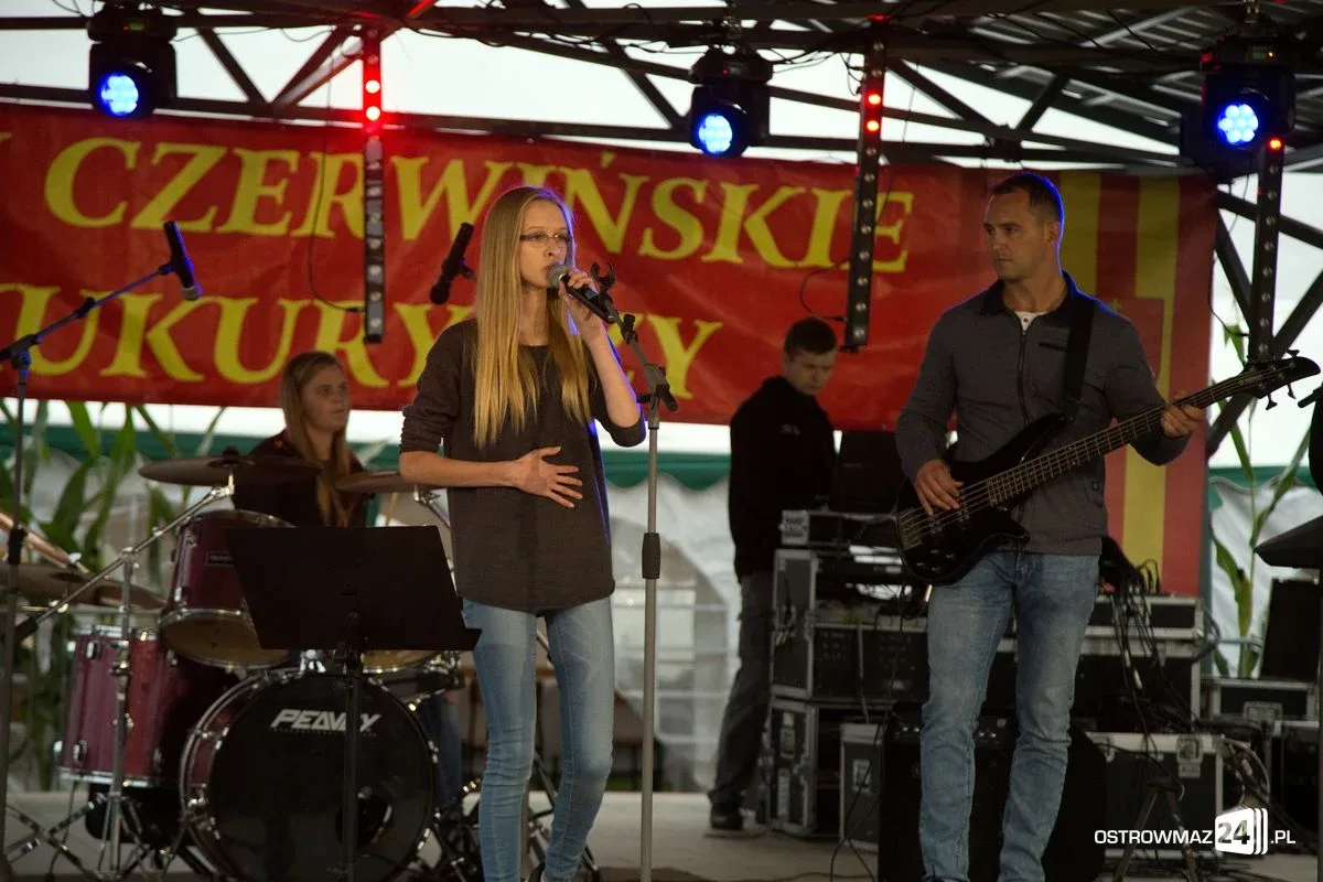 Zabawa podczas Jarmarków Czerwińskich i Dni Kukurydzy (zdjęcia, wideo)