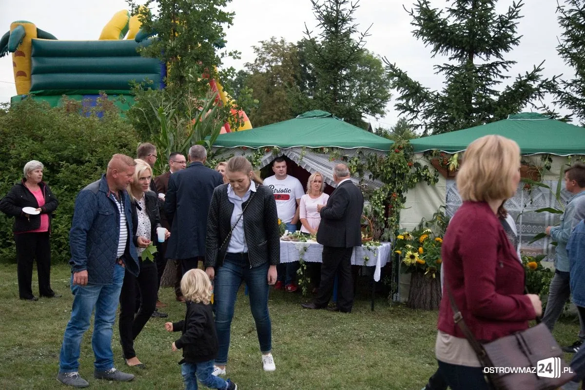 Zabawa podczas Jarmarków Czerwińskich i Dni Kukurydzy (zdjęcia, wideo)