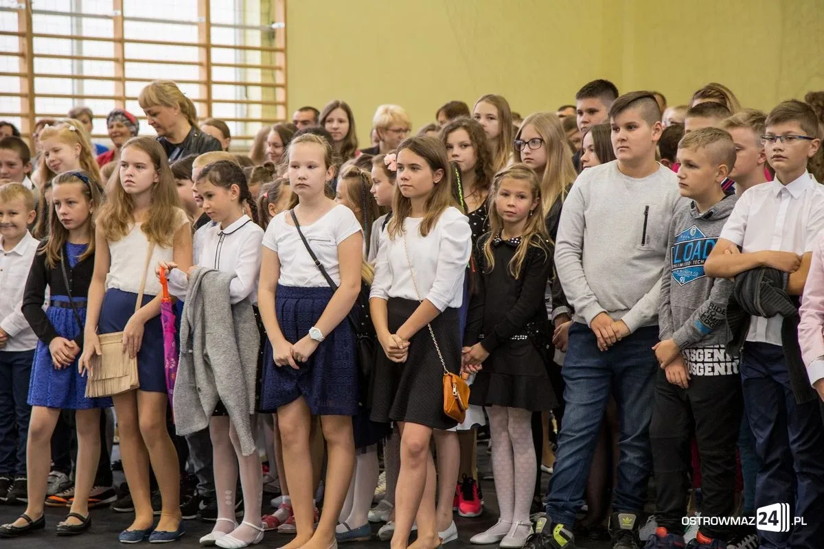"Dwójka" powitała nowy rok szkolny (zdjęcia)