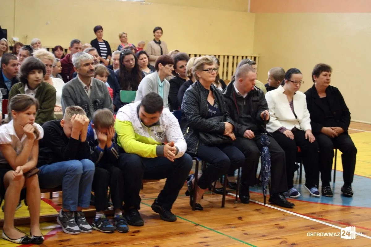 Rozpoczęcie roku szkolnego w Zespole Szkół Specjalnych w Starym Lubiejewie (zdjęcia)