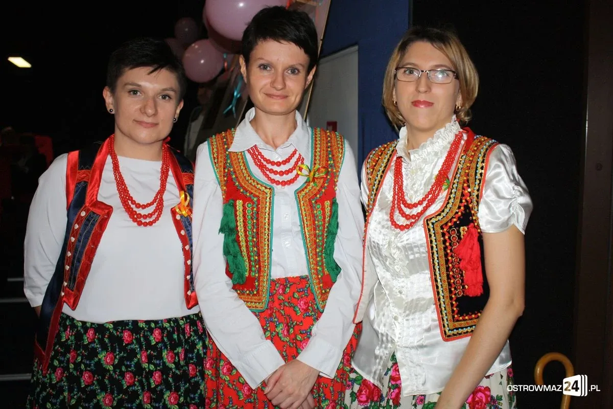 Ostrowianie wspólnie czytali "Wesele" (zdjęcia)