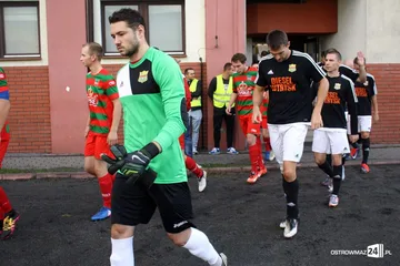 Ostrovia uległa wiceliderowi z Żuromina (zdjęcia)