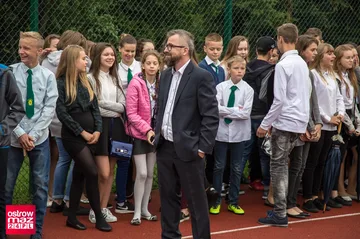 Rozpoczęcie roku szkolnego w ostrowskiej "Trójce" (zdjęcia)