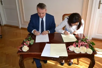 Awanse zawodowe i nominacja dyrektorska dla ostrowskich nauczycieli (zdjęcia)