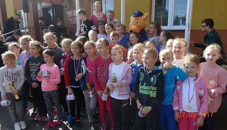 Lubotyński bieg po zdrowie z funkcjonariuszami policji (zdjęcia)