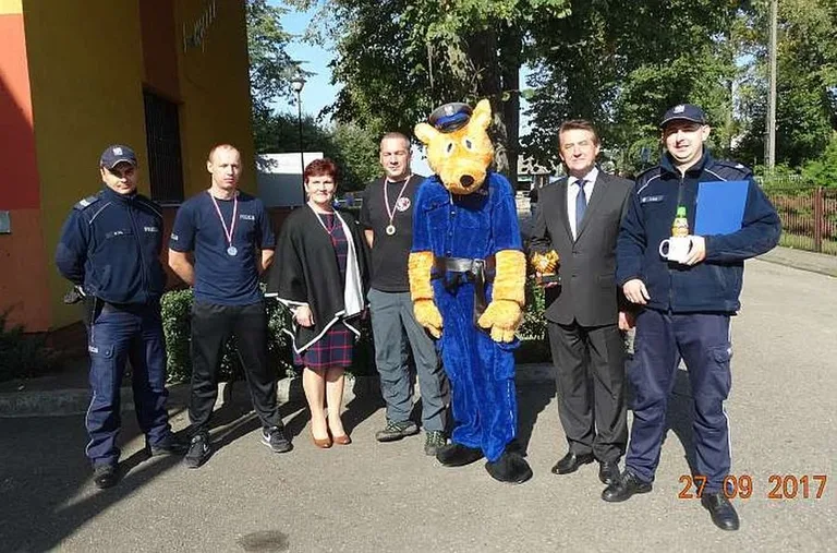 Lubotyński bieg po zdrowie z funkcjonariuszami policji (zdjęcia)