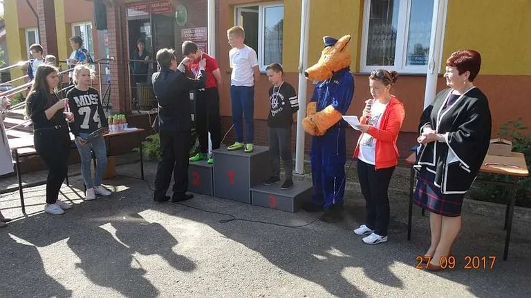 Lubotyński bieg po zdrowie z funkcjonariuszami policji (zdjęcia)