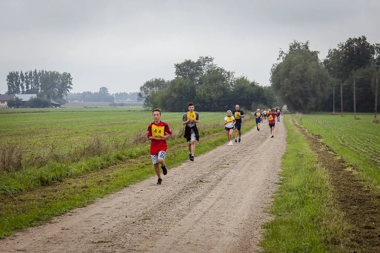 Masowy bieg śladami bitwy pod Łętownicą i Andrzejewem (zdjęcia)