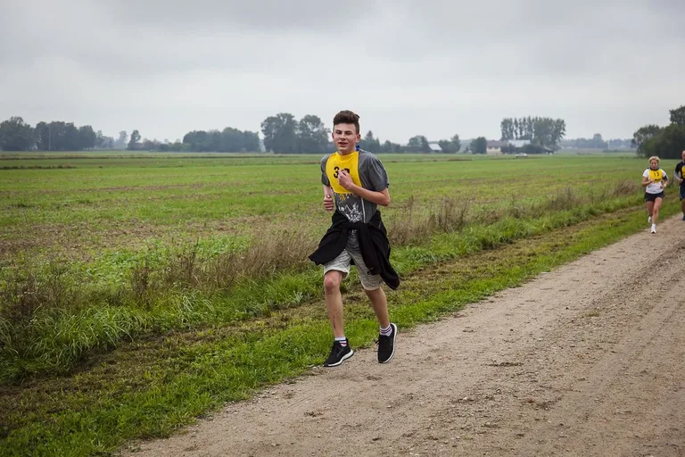 Masowy bieg śladami bitwy pod Łętownicą i Andrzejewem (zdjęcia)