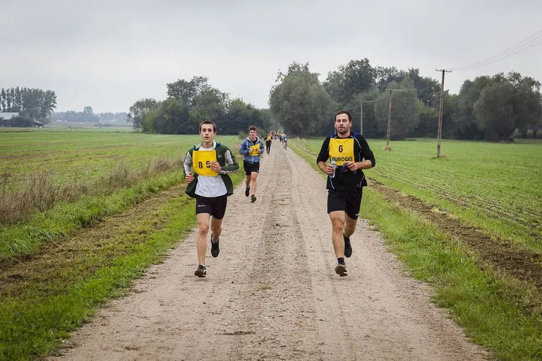 Masowy bieg śladami bitwy pod Łętownicą i Andrzejewem (zdjęcia)