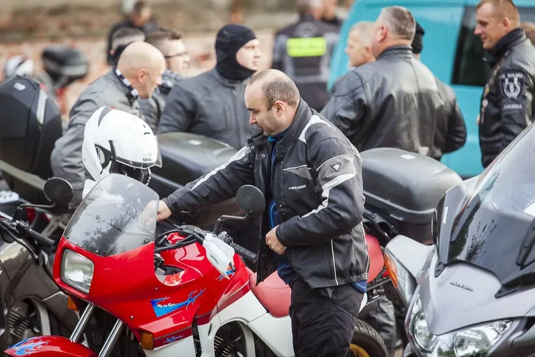 Motocyklowy rajd śladami września 1939 roku (zdjęcia)