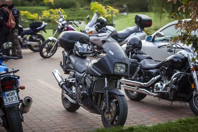 Motocyklowy rajd śladami września 1939 roku (zdjęcia)