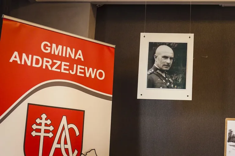 Warsztaty plastyczno-historyczne w Andrzejewie (zdjęcia)