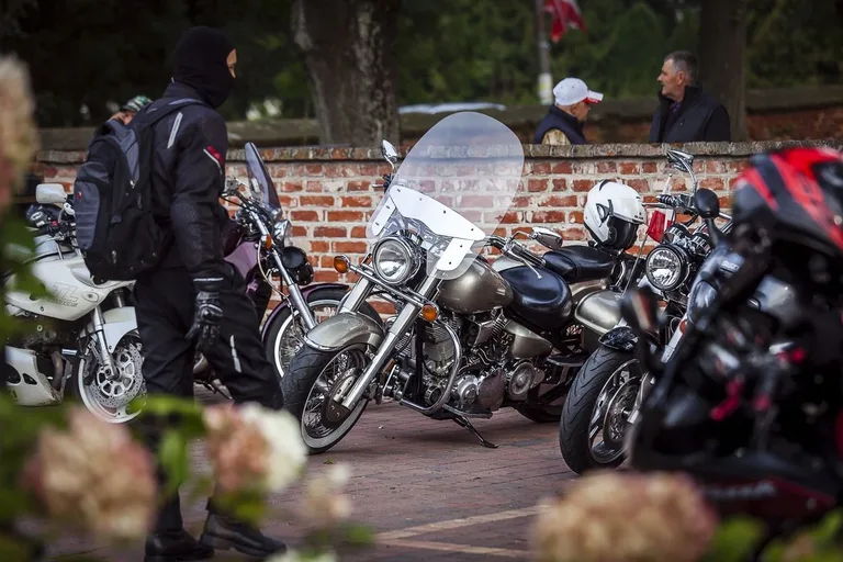 Motocyklowy rajd śladami września 1939 roku (zdjęcia)