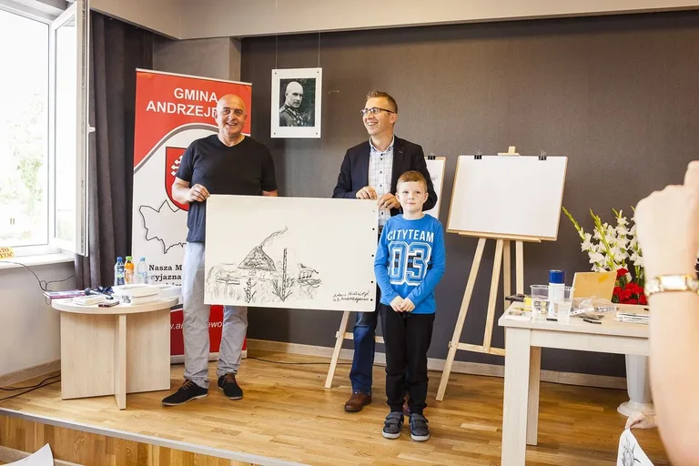Warsztaty plastyczno-historyczne w Andrzejewie (zdjęcia)