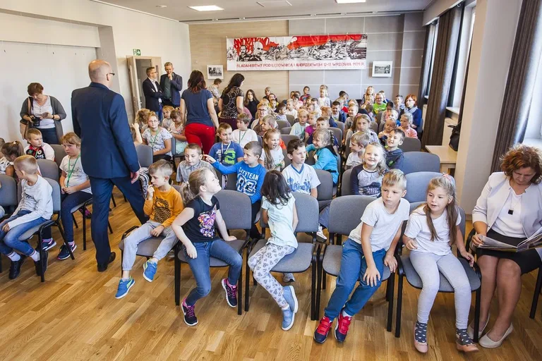 Warsztaty plastyczno-historyczne w Andrzejewie (zdjęcia)