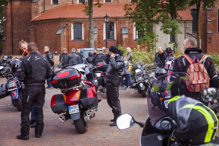 Motocyklowy rajd śladami września 1939 roku (zdjęcia)