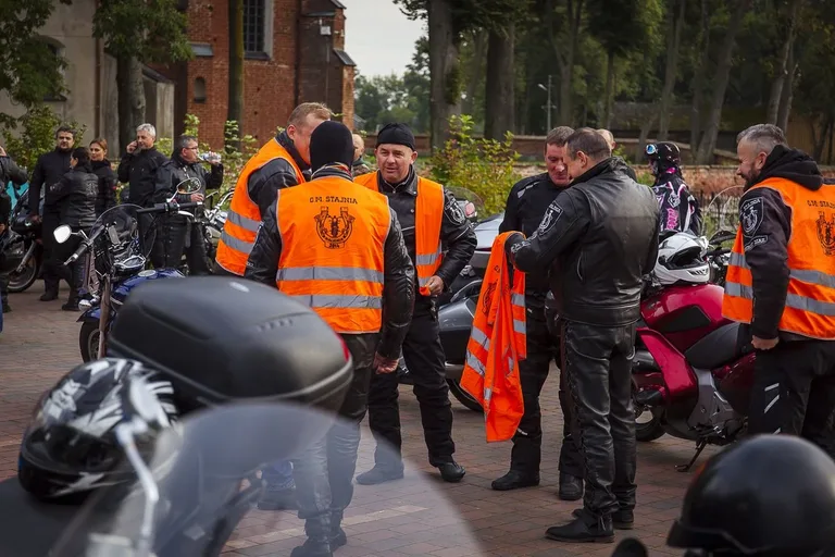 Motocyklowy rajd śladami września 1939 roku (zdjęcia)