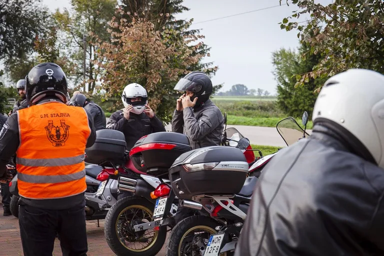 Motocyklowy rajd śladami września 1939 roku (zdjęcia)