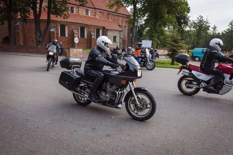 Motocyklowy rajd śladami września 1939 roku (zdjęcia)