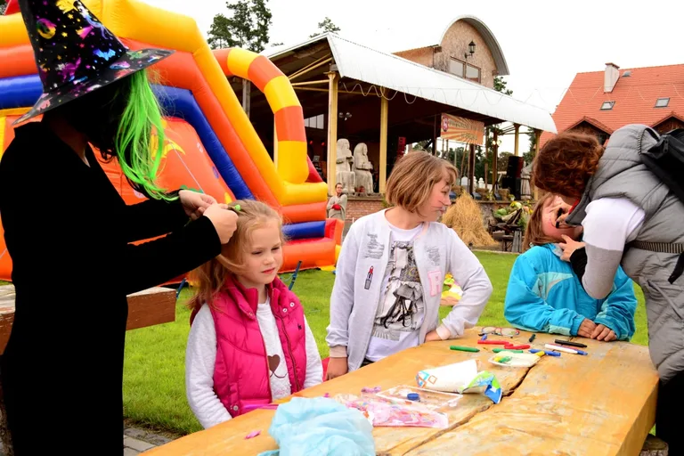 Piknik rodzinny na pożegnanie wakacji w Broku (zdjęcia)