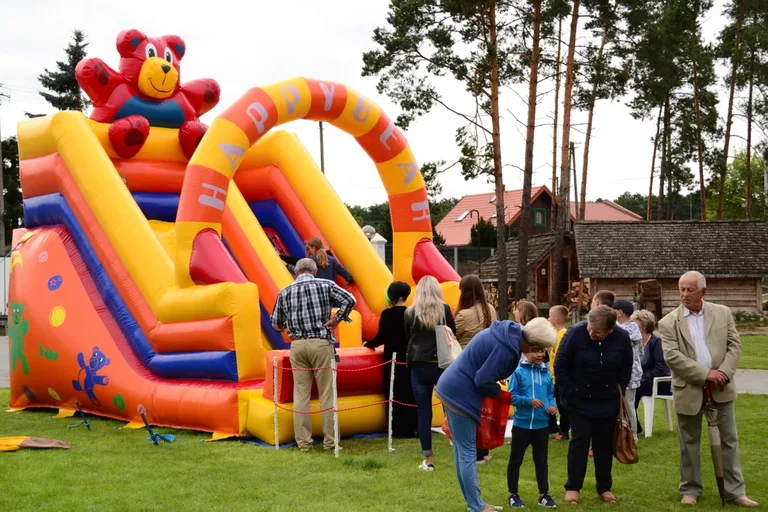 Piknik rodzinny na pożegnanie wakacji w Broku (zdjęcia)