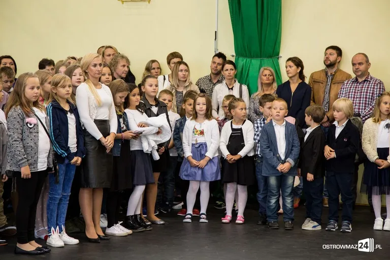 "Dwójka" powitała nowy rok szkolny (zdjęcia)