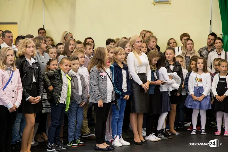 "Dwójka" powitała nowy rok szkolny (zdjęcia)