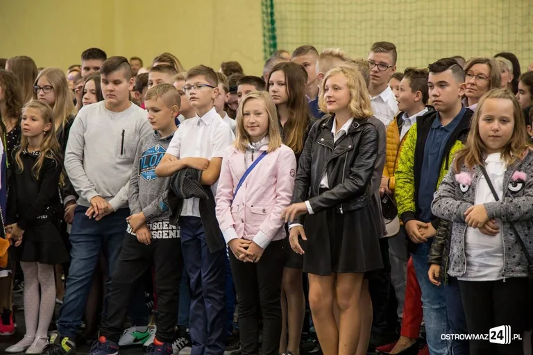 "Dwójka" powitała nowy rok szkolny (zdjęcia)