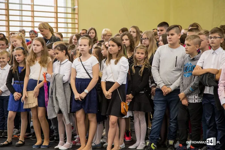 "Dwójka" powitała nowy rok szkolny (zdjęcia)