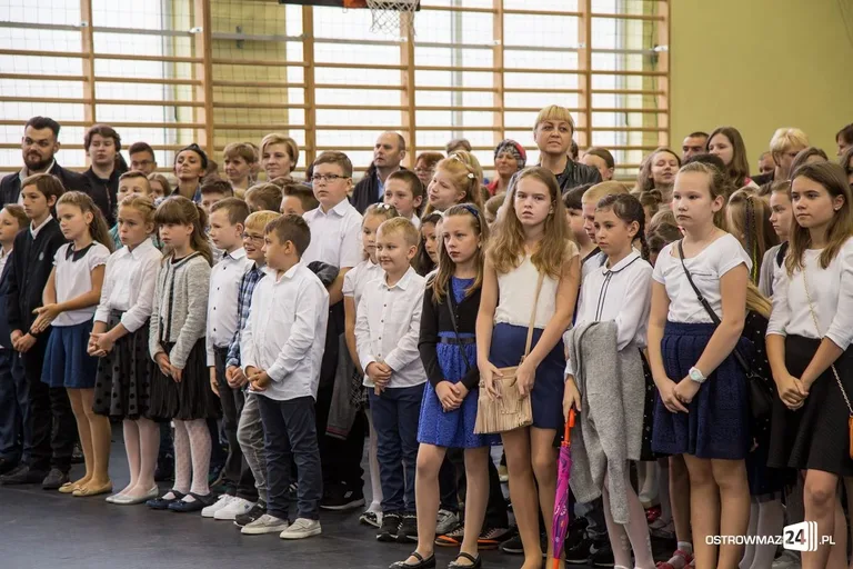"Dwójka" powitała nowy rok szkolny (zdjęcia)