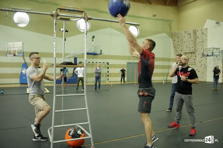 Power Challenge 2017 w hali MOSiR (zdjęcia)