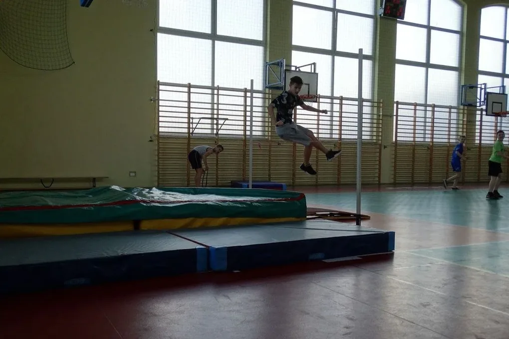 Zimowe ferie w mieście na sportowo (zdjęcia)