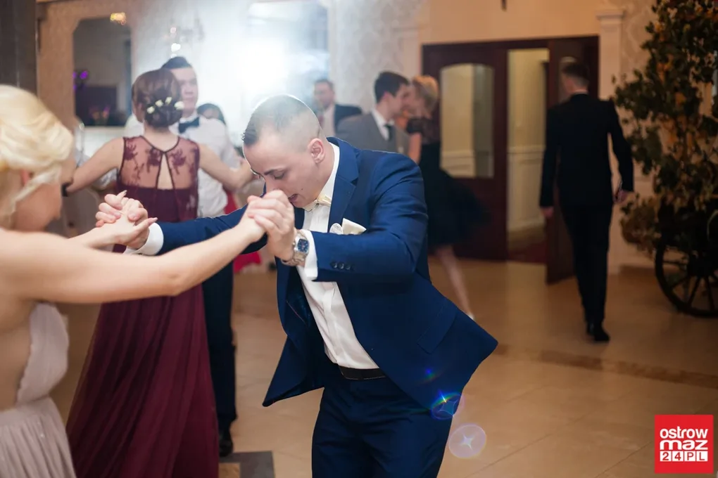 Studniówka ZS w Małkini Górnej (zdjęcia, wideo)