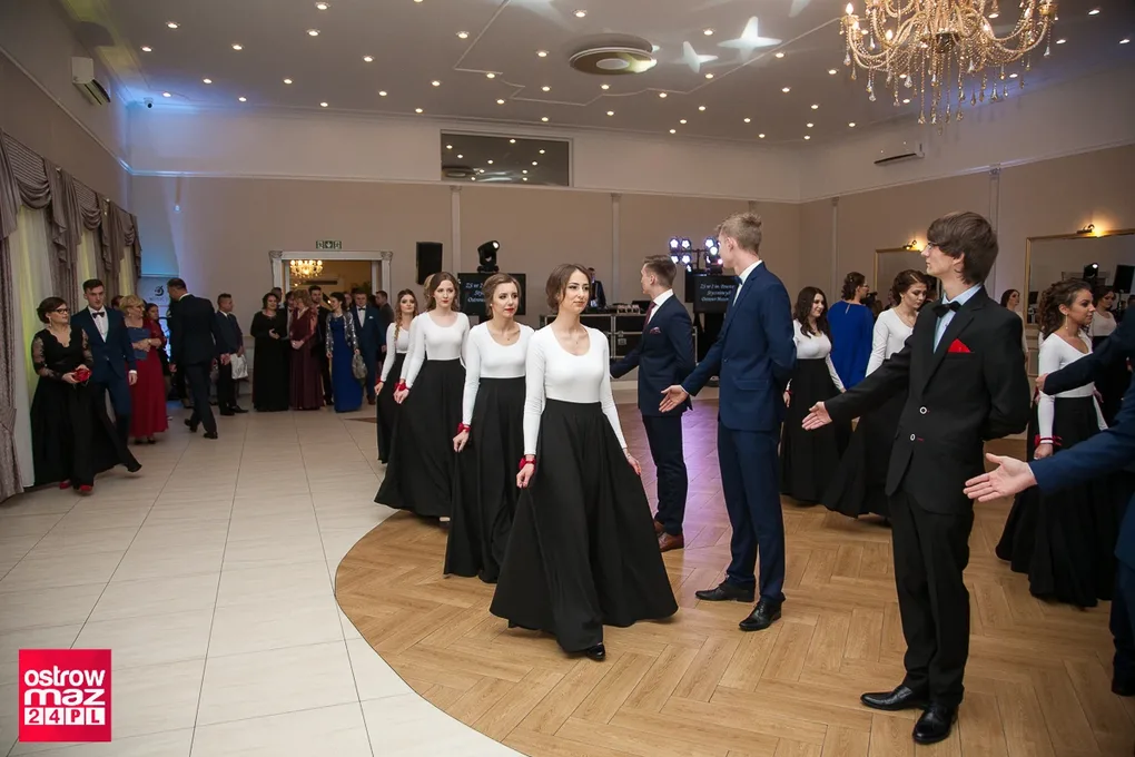 Studniówka Ekonomika 2018 (zdjęcia, wideo)